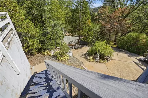 Exterior - 184 Mccormick Dr, Sonora, CA 95370 photo 11 of 15