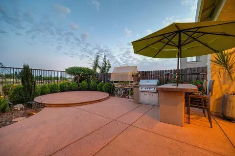 Exterior - 968 Dusty Stone Loop, Rocklin, CA 95765 photo 20 of 30