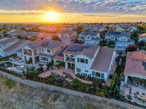 View/Area - 968 Dusty Stone Loop, Rocklin, CA 95765 photo 4 of 8