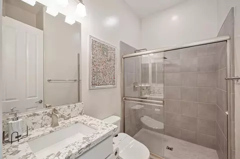 Bath - 968 Dusty Stone Loop, Rocklin, CA 95765 photo 5 of 5