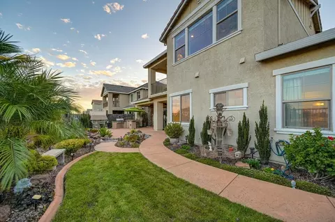 Exterior - 968 Dusty Stone Loop, Rocklin, CA 95765 photo 17 of 30