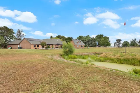 Exterior - 301 Elverta Mdws, Elverta, CA 95626 photo 10 of 13