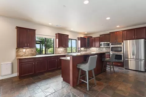 Kitchen - 301 Elverta Mdws, Elverta, CA 95626 photo 1 of 4