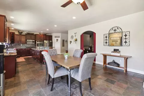 Dining - 301 Elverta Mdws, Elverta, CA 95626 photo 2 of 2