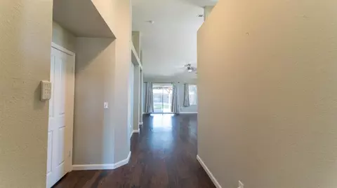 Entry Way - 831 Sugar Pine Dr, Lathrop, CA 95330 photo 2 of 3