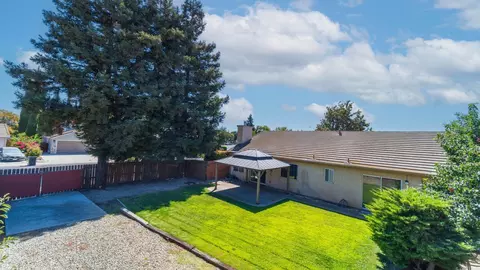 Exterior - 831 Sugar Pine Dr, Lathrop, CA 95330 photo 12 of 12