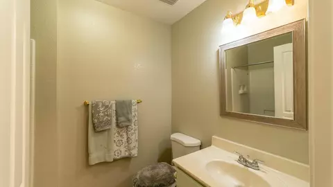 Bath - 831 Sugar Pine Dr, Lathrop, CA 95330 photo 1 of 2