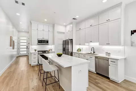 2713 Democracy Aly, Sacramento, CA 95816