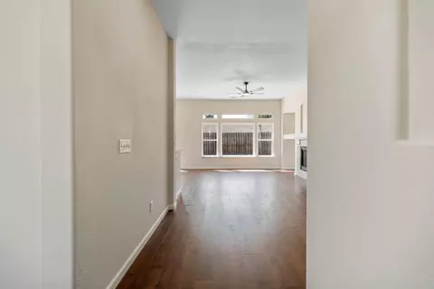 Entry Way - 360 Sunbird Dr, Turlock, CA 95382 photo 1 of 4
