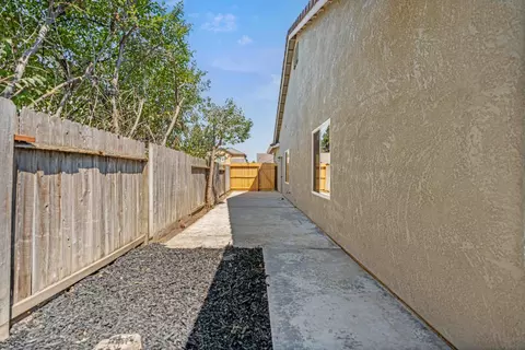Exterior - 360 Sunbird Dr, Turlock, CA 95382 photo 7 of 7