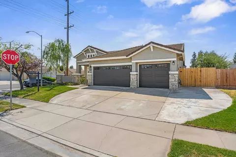 Exterior - 360 Sunbird Dr, Turlock, CA 95382 photo 3 of 7