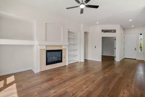 Living - 360 Sunbird Dr, Turlock, CA 95382 photo 3 of 4