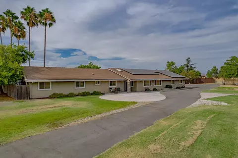 Exterior - 8615 Palladay Rd, Elverta, CA 95626 photo 1 of 18