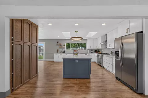 Kitchen - 8615 Palladay Rd, Elverta, CA 95626 photo 7 of 8