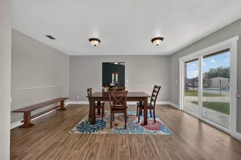 Dining - 8615 Palladay Rd, Elverta, CA 95626 photo 3 of 4
