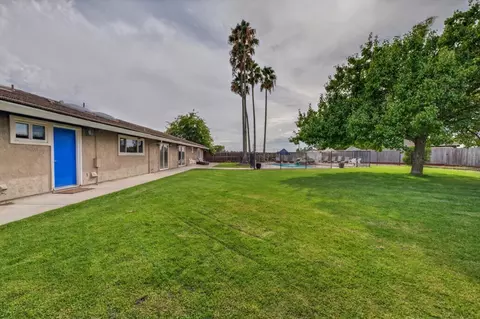Exterior - 8615 Palladay Rd, Elverta, CA 95626 photo 14 of 18