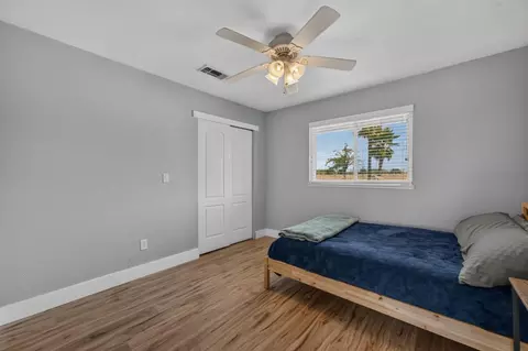 Bedroom - 8615 Palladay Rd, Elverta, CA 95626 photo 6 of 10