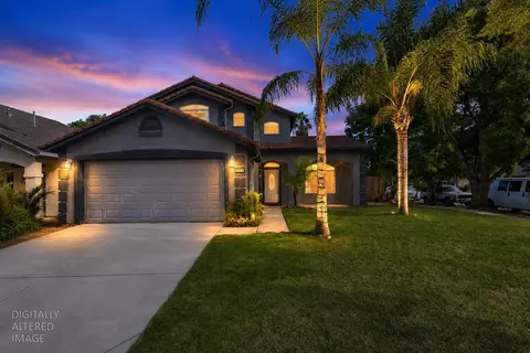 Exterior - 901 Alcoy Dr, Ceres, CA 95307 photo 3 of 10