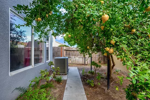 Exterior - 901 Alcoy Dr, Ceres, CA 95307 photo 9 of 10