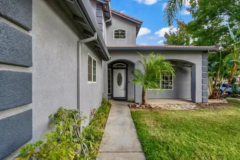 Exterior - 901 Alcoy Dr, Ceres, CA 95307 photo 10 of 10