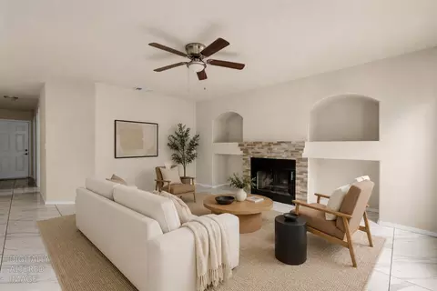 Living - 901 Alcoy Dr, Ceres, CA 95307 photo 3 of 7