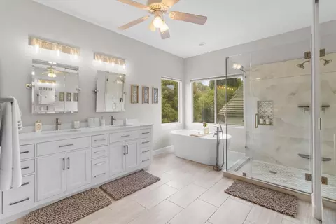Bath - 3103 Monarch Ct, Rocklin, CA 95765 photo 1 of 4