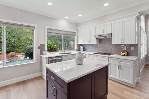 Kitchen - 3103 Monarch Ct, Rocklin, CA 95765 photo 2 of 4