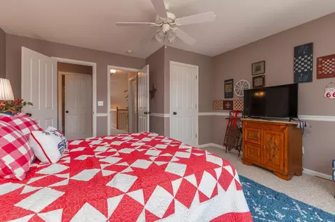 Bedroom - 142 Fieldstone Dr, Murphys, CA 95247 photo 8 of 9