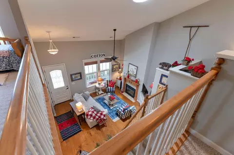 Entry Way - 142 Fieldstone Dr, Murphys, CA 95247 photo 5 of 5