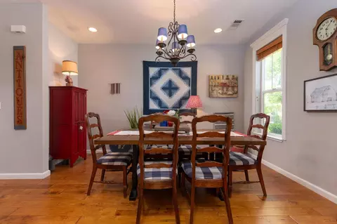Dining - 142 Fieldstone Dr, Murphys, CA 95247 photo 2 of 4