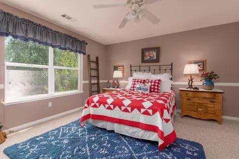 Bedroom - 142 Fieldstone Dr, Murphys, CA 95247 photo 9 of 9