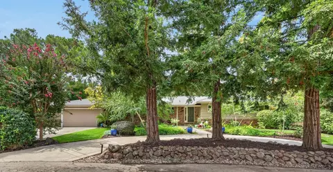 Exterior - 4325 Prospect Dr, Carmichael, CA 95608 photo 6 of 31