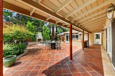 Exterior - 4325 Prospect Dr, Carmichael, CA 95608 photo 25 of 31