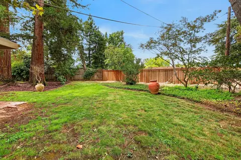 Exterior - 4325 Prospect Dr, Carmichael, CA 95608 photo 30 of 31