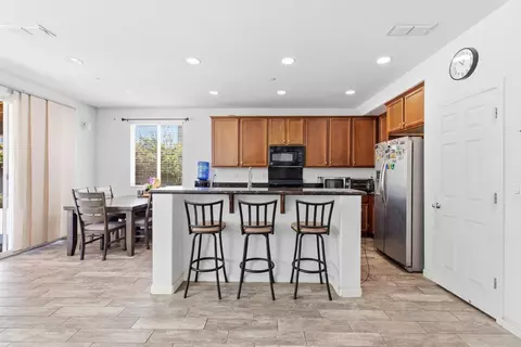 Kitchen - 708 Liberty Pt, Lathrop, CA 95330 photo 3 of 3