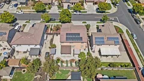 View/Area - 708 Liberty Pt, Lathrop, CA 95330 photo 2 of 6