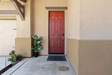 Entry Way - 708 Liberty Pt, Lathrop, CA 95330 photo 1 of 4
