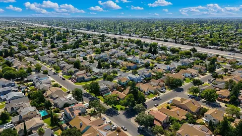 View/Area - 1720 Shadewood Dr, Modesto, CA 95355 photo 1 of 4