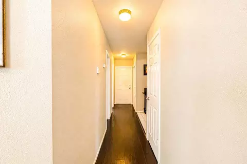 Entry Way - 1720 Shadewood Dr, Modesto, CA 95355 photo 3 of 4