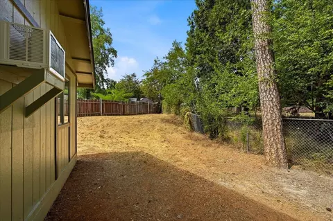 Exterior - 454 Lamarque Ct, Grass Valley, CA 95945 photo 7 of 15