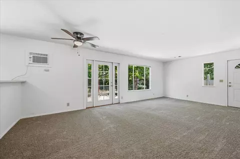 Living - 454 Lamarque Ct, Grass Valley, CA 95945 photo 4 of 4