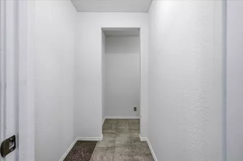 Entry Way - 454 Lamarque Ct, Grass Valley, CA 95945 photo 3 of 3