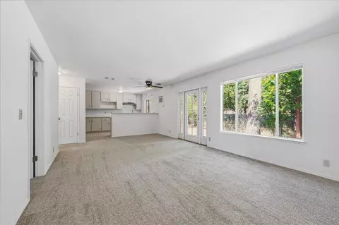Living - 454 Lamarque Ct, Grass Valley, CA 95945 photo 1 of 4