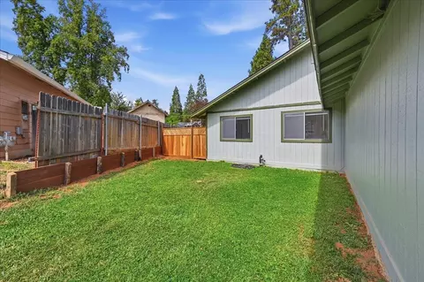 Exterior - 454 Lamarque Ct, Grass Valley, CA 95945 photo 3 of 15