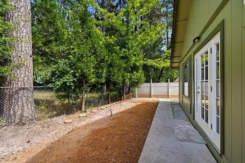 Exterior - 454 Lamarque Ct, Grass Valley, CA 95945 photo 10 of 15