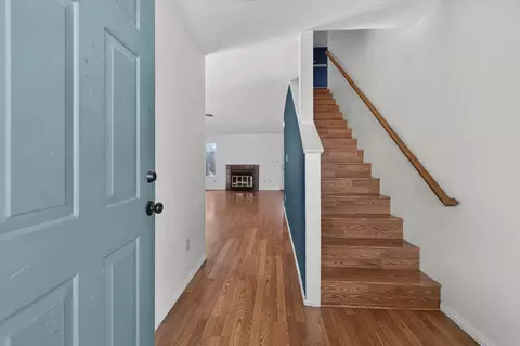 Entry Way - 824 St Helena Pl, Modesto, CA 95356 photo 2 of 2
