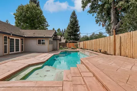Exterior - 5013 Portia Ct, Carmichael, CA 95608 photo 3 of 10