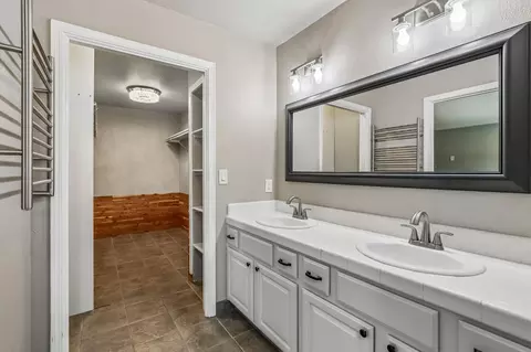 Bath - 5013 Portia Ct, Carmichael, CA 95608 photo 1 of 4