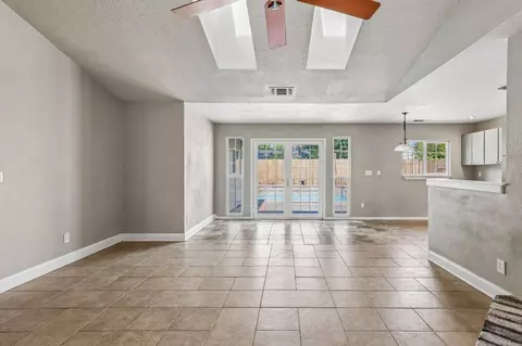 Living - 5013 Portia Ct, Carmichael, CA 95608 photo 4 of 8