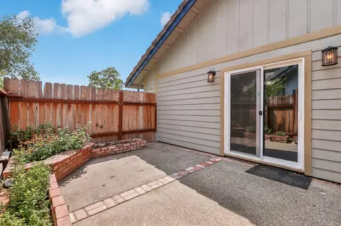 Exterior - 5013 Portia Ct, Carmichael, CA 95608 photo 8 of 10